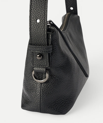 S.03 Black