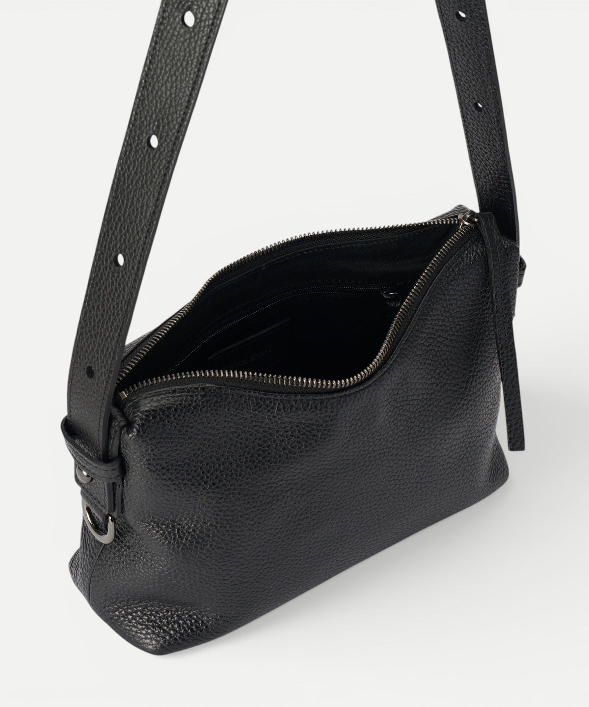 S.03 Black
